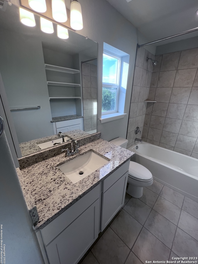 2081 Silver Oak Dr 12-d , San Antonio, TX, 78213 | 1768217 | Realty Texas LLC