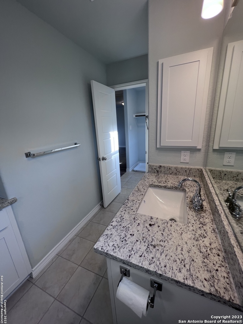 2081 Silver Oak Dr 12-d , San Antonio, TX, 78213 | 1768217 | Realty Texas LLC