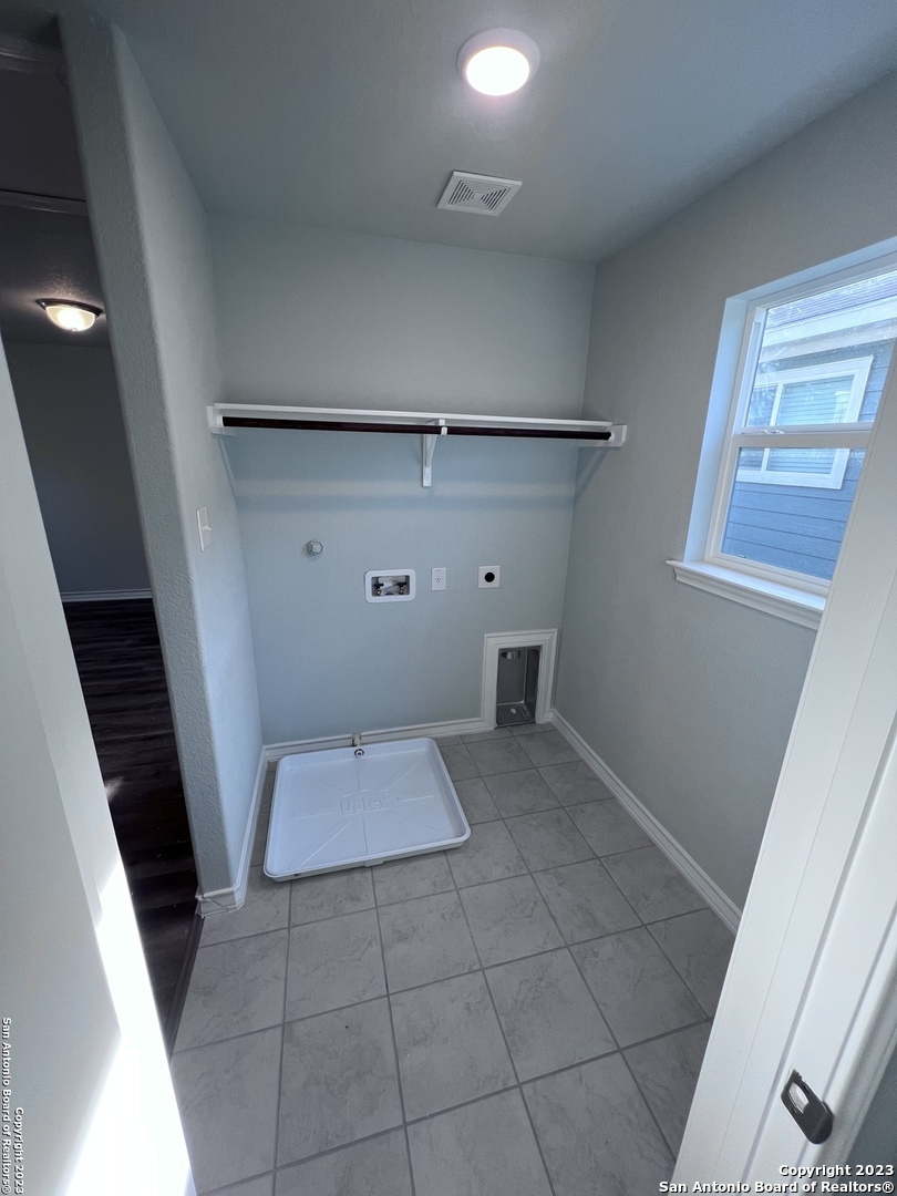 2081 Silver Oak Dr 12-d , San Antonio, TX, 78213 | 1768217 | Realty Texas LLC