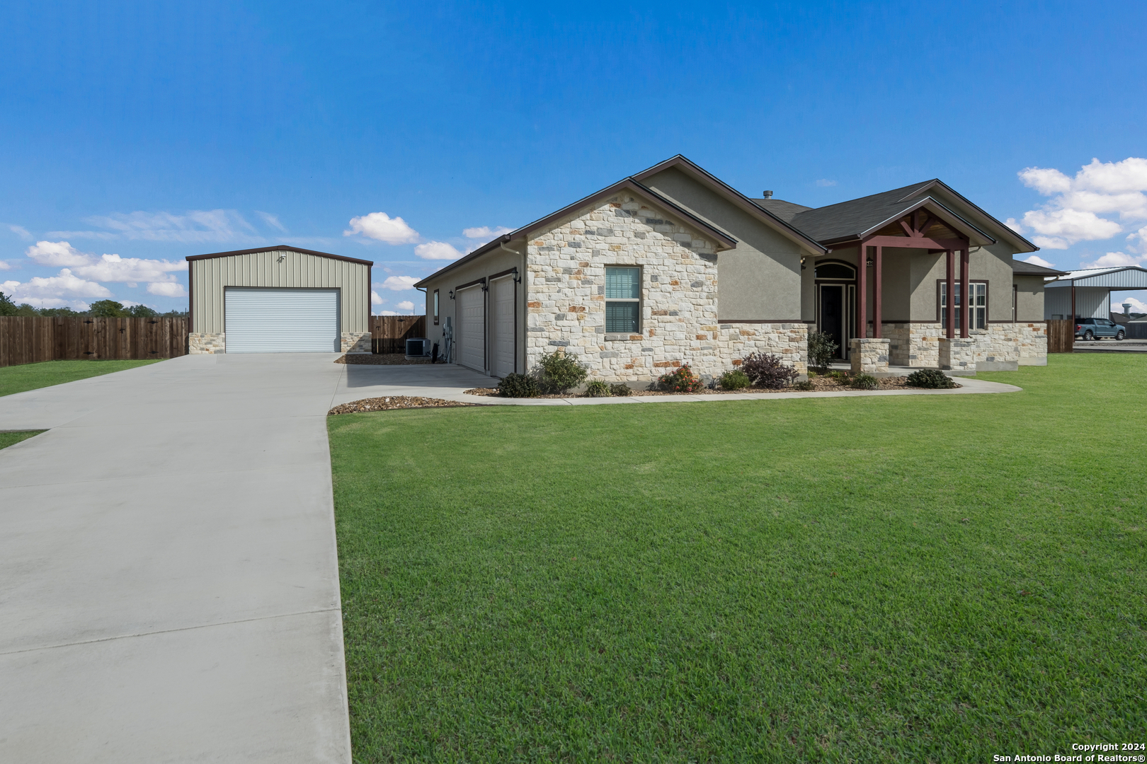 177 Sienna Woods , Marion, TX, 78124 | 1765543 | Realty Texas LLC
