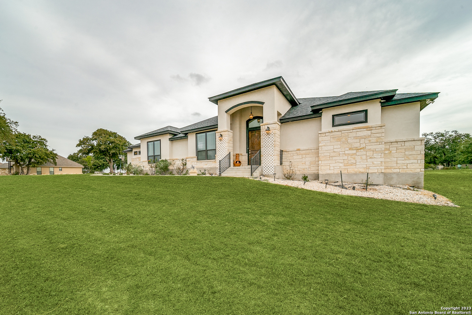 300 Abrego Lake Dr , Floresville, TX, 78114-6746 | 1766824 | Realty Texas LLC