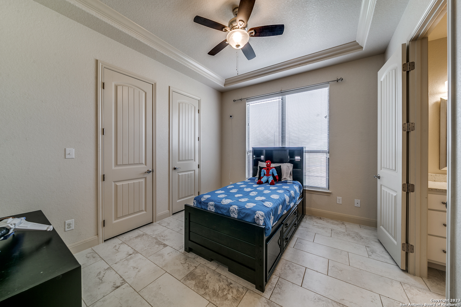 300 Abrego Lake Dr , Floresville, TX, 78114-6746 | 1766824 | Realty Texas LLC