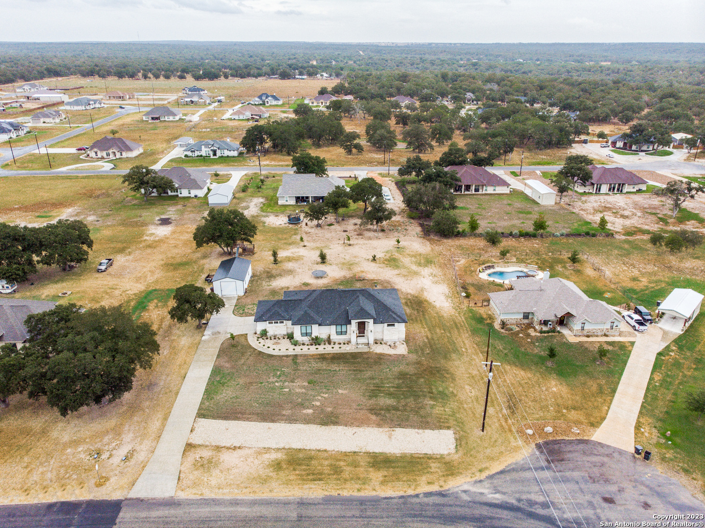 300 Abrego Lake Dr , Floresville, TX, 78114-6746 | 1766824 | Realty Texas LLC