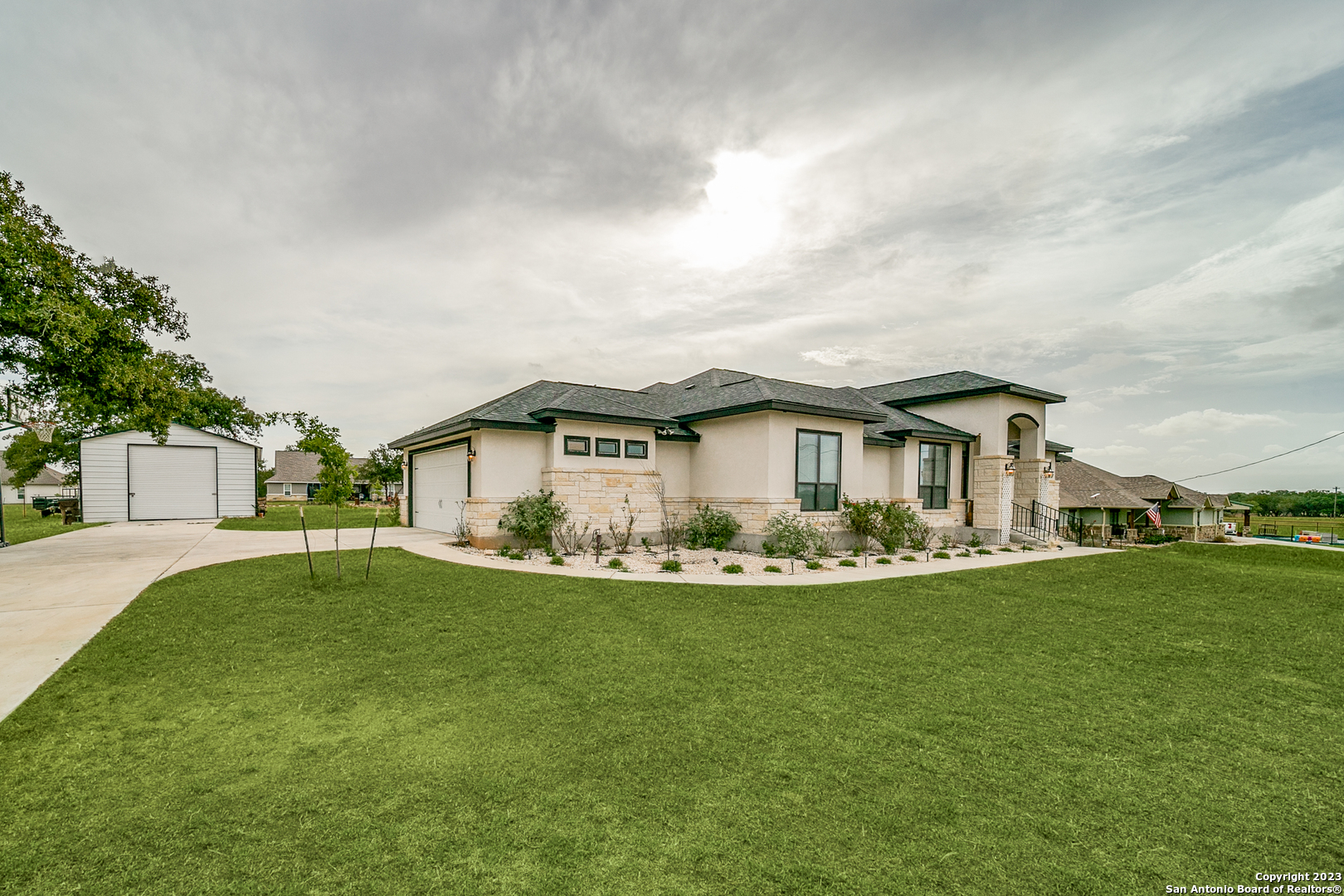 300 Abrego Lake Dr , Floresville, TX, 78114-6746 | 1766824 | Realty Texas LLC