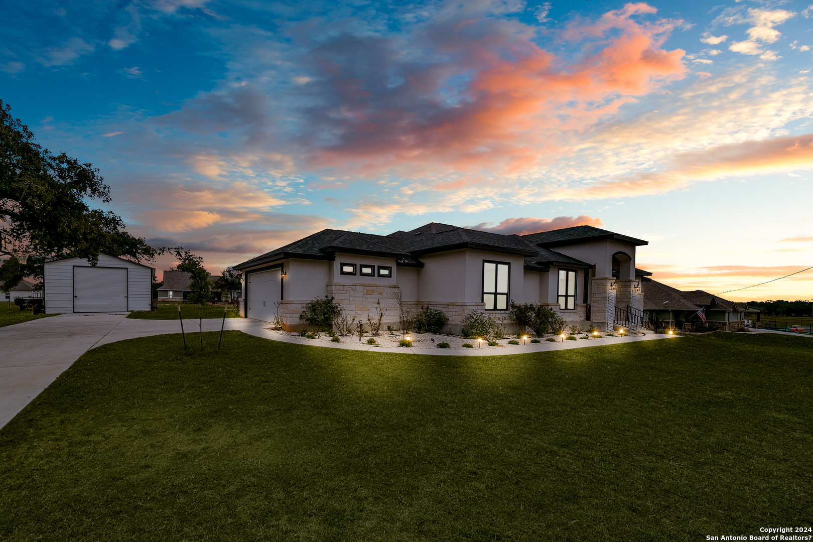 300 Abrego Lake Dr , Floresville, TX, 78114-6746 | 1766824 | Realty Texas LLC