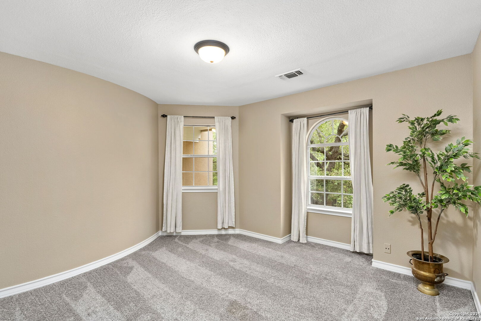 18134 Brookwood Forest , San Antonio, TX, 78258-4475 | 1768452 | Realty Texas LLC