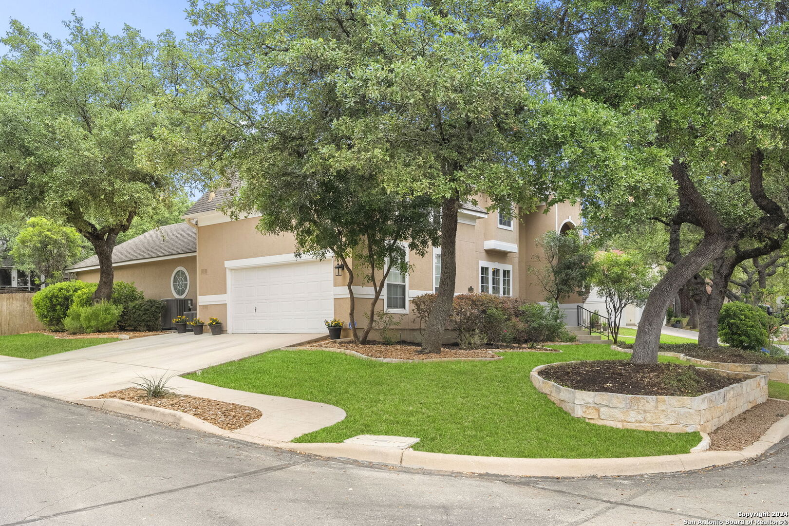 18134 Brookwood Forest , San Antonio, TX, 78258-4475 | 1768452 | Realty Texas LLC