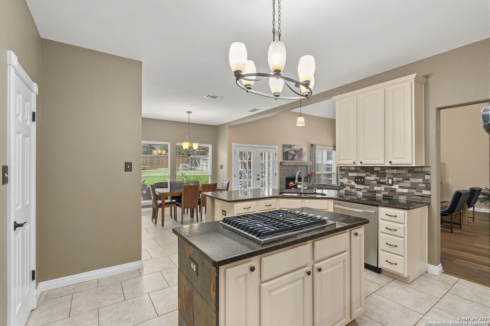 18134 Brookwood Forest , San Antonio, TX, 78258-4475 | 1768452 | Realty Texas LLC