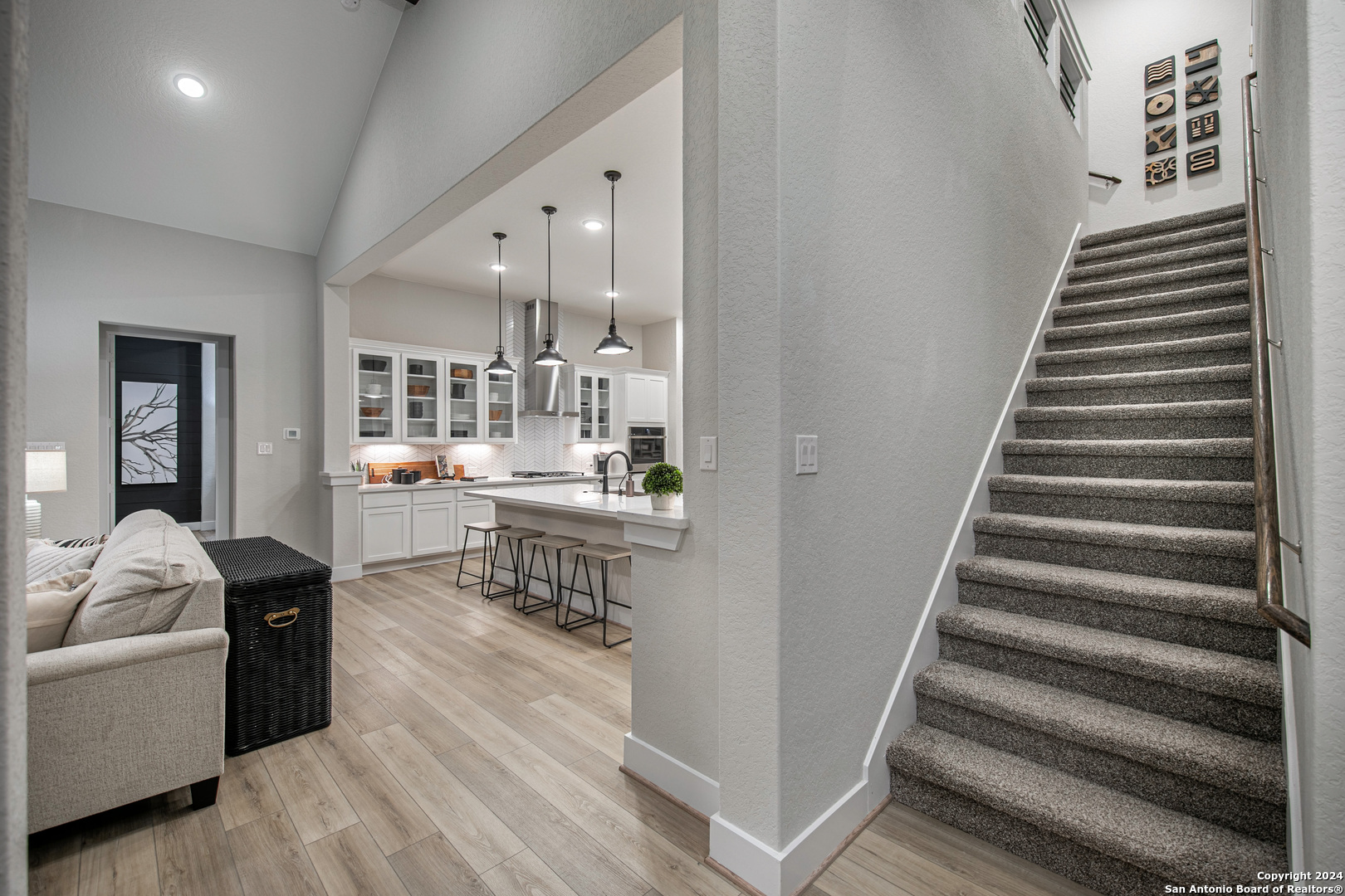 192 Landon Path , Castroville, TX, 78108 | 1768594 | Realty Texas LLC