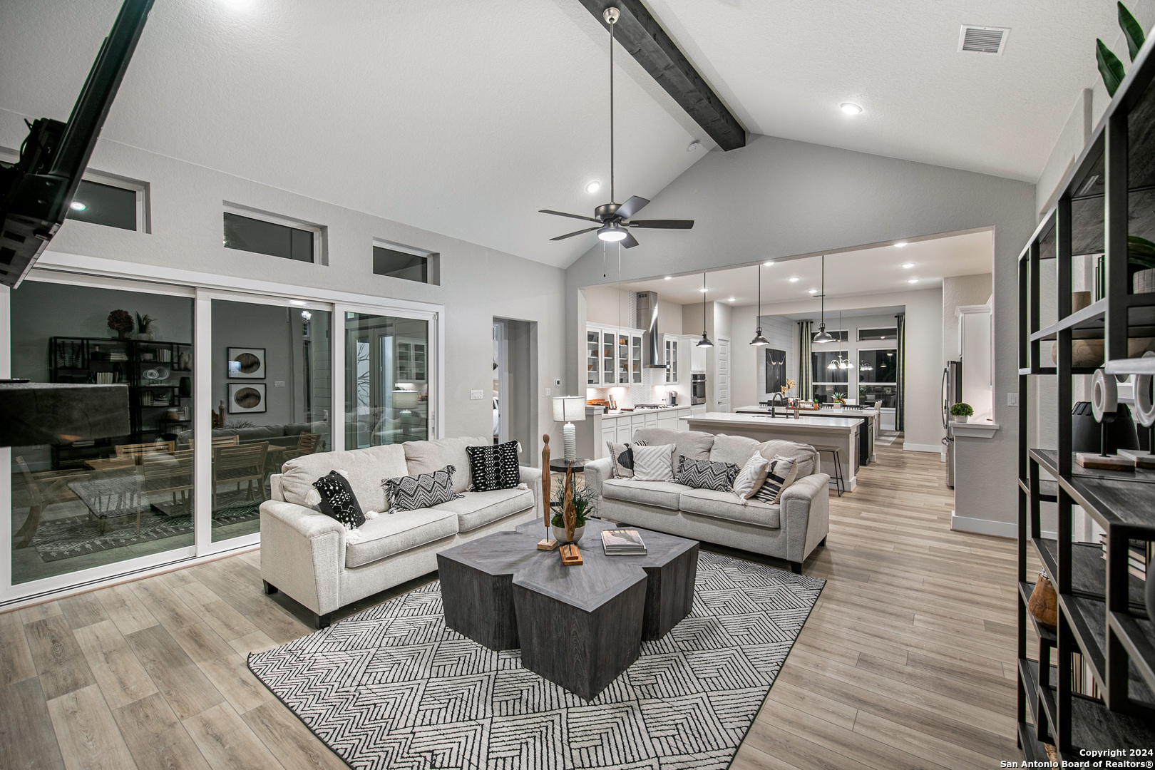 192 Landon Path , Castroville, TX, 78108 | 1768594 | Realty Texas LLC