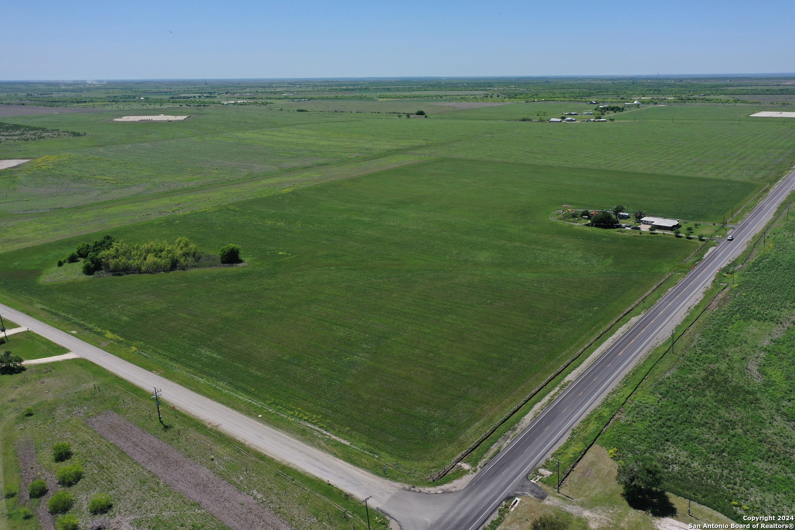 14420 FM 99, Karnes City, TX, 78118-6479 | 1769706 | Realty Texas LLC