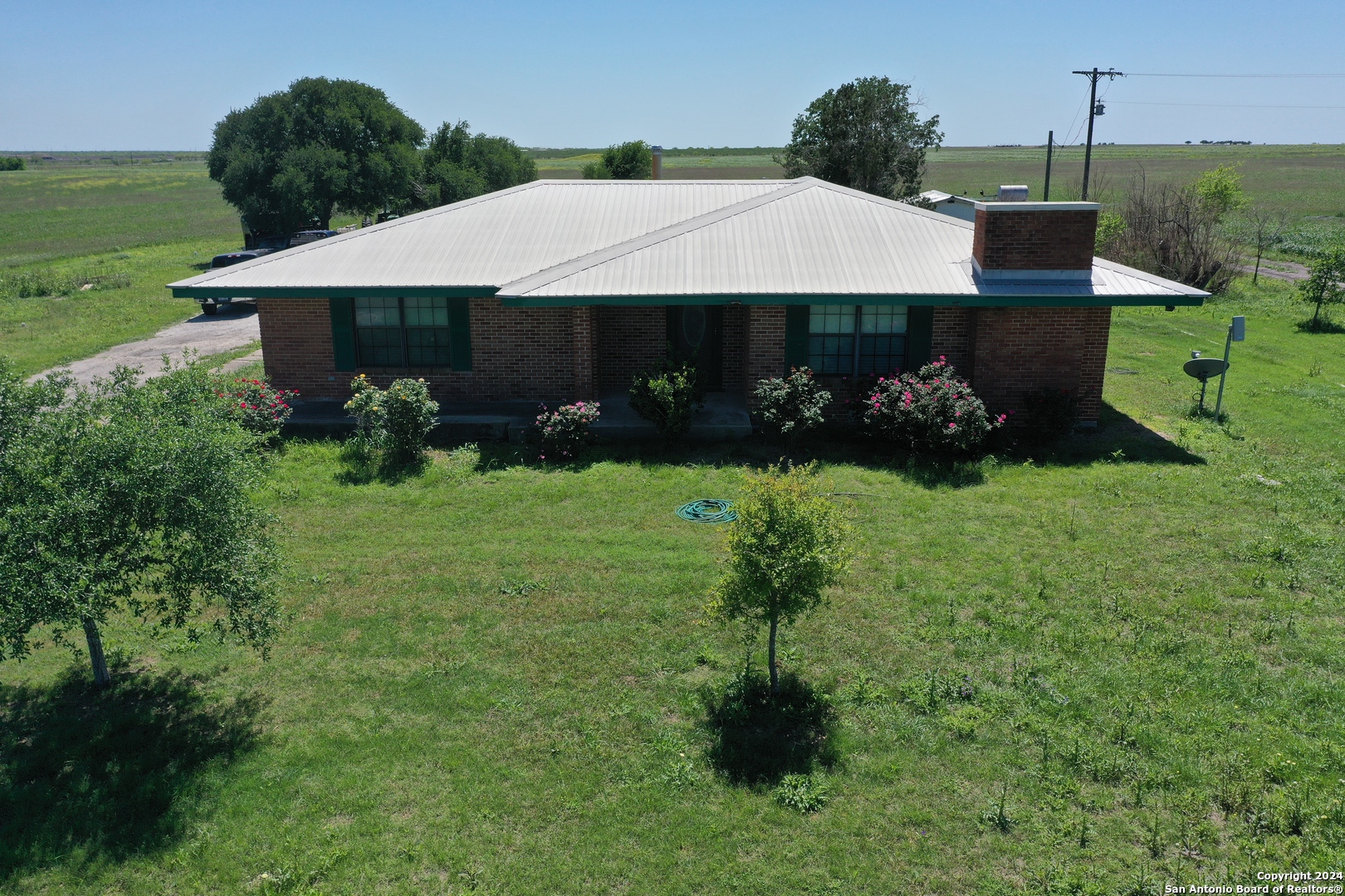 14420 FM 99, Karnes City, TX, 78118-6479 | 1769706 | Realty Texas LLC