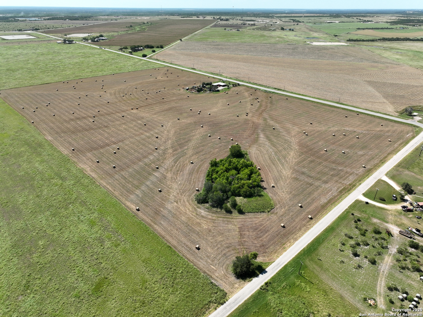 14420 FM 99, Karnes City, TX, 78118-6479 | 1769706 | Realty Texas LLC