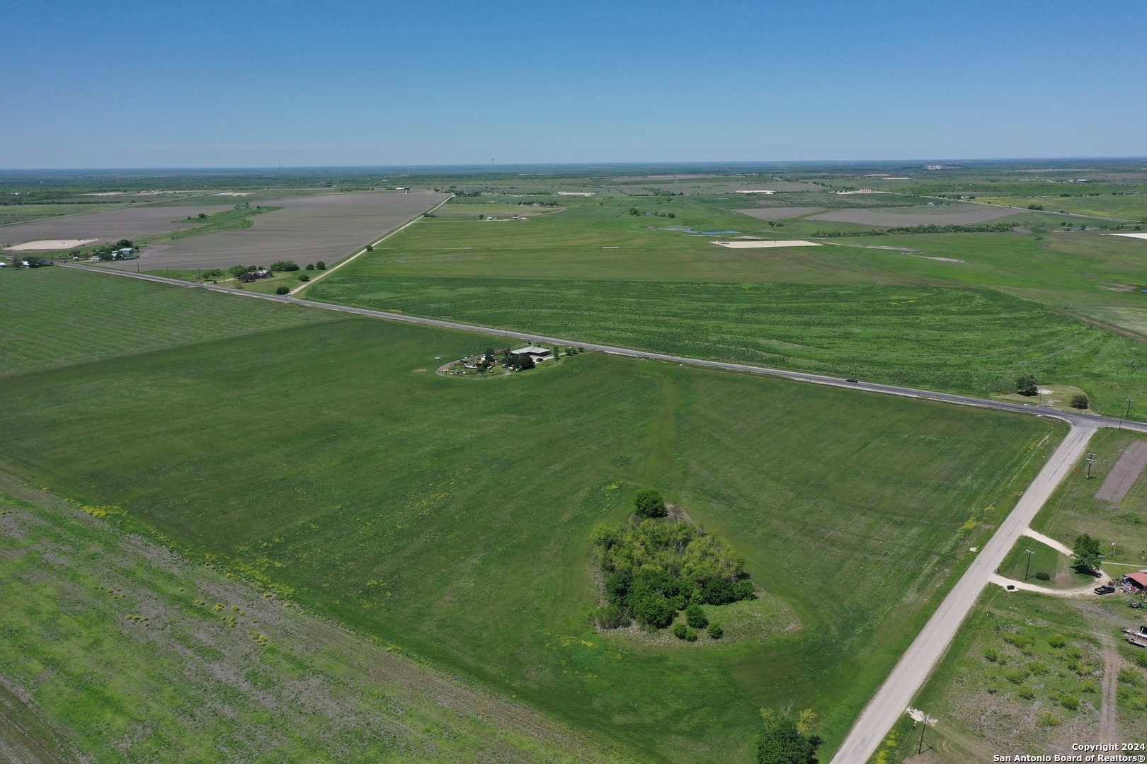 14420 FM 99, Karnes City, TX, 78118-6479 | 1769706 | Realty Texas LLC