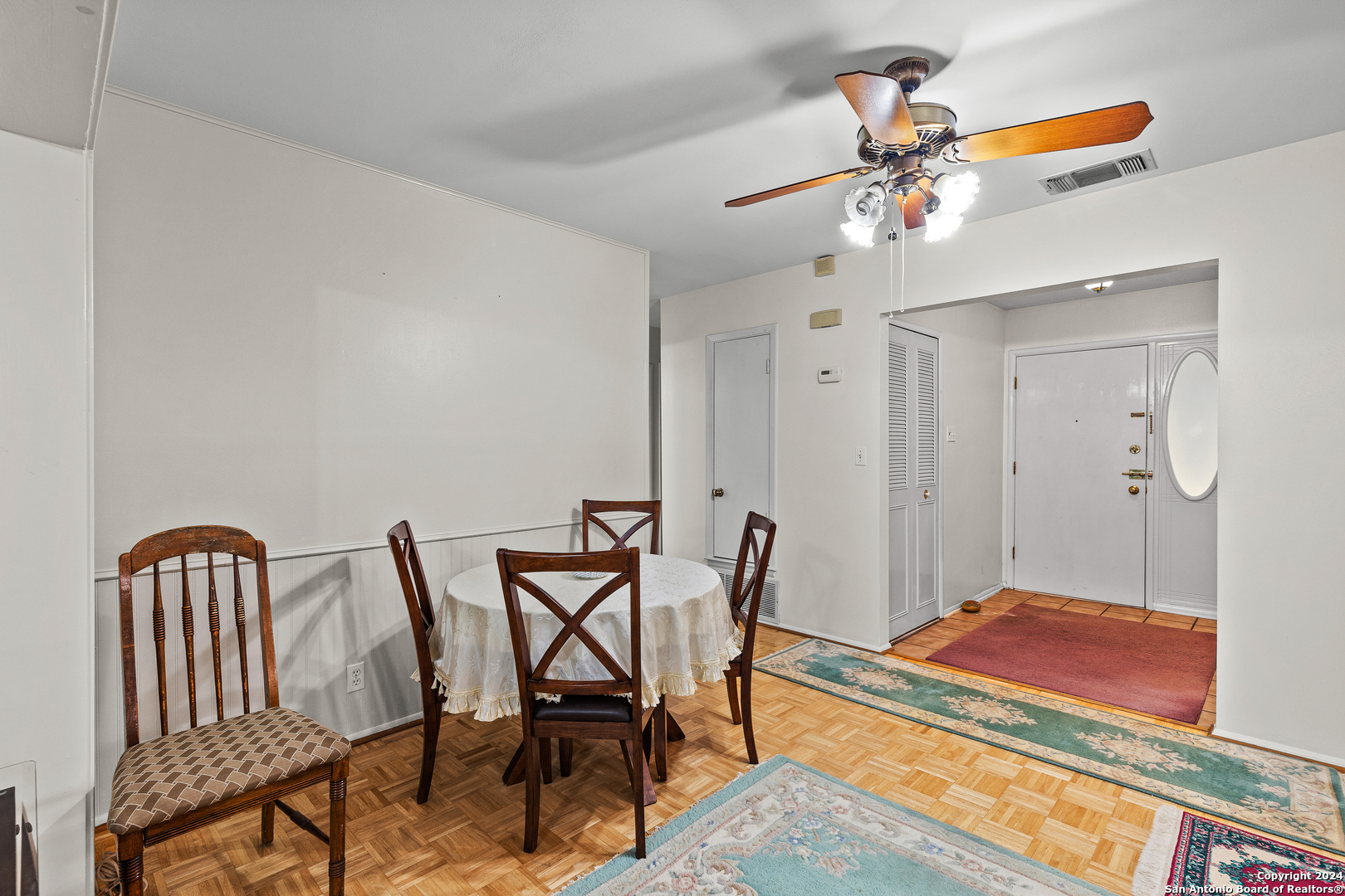 5211 Round Table,San Antonio, TX 78218