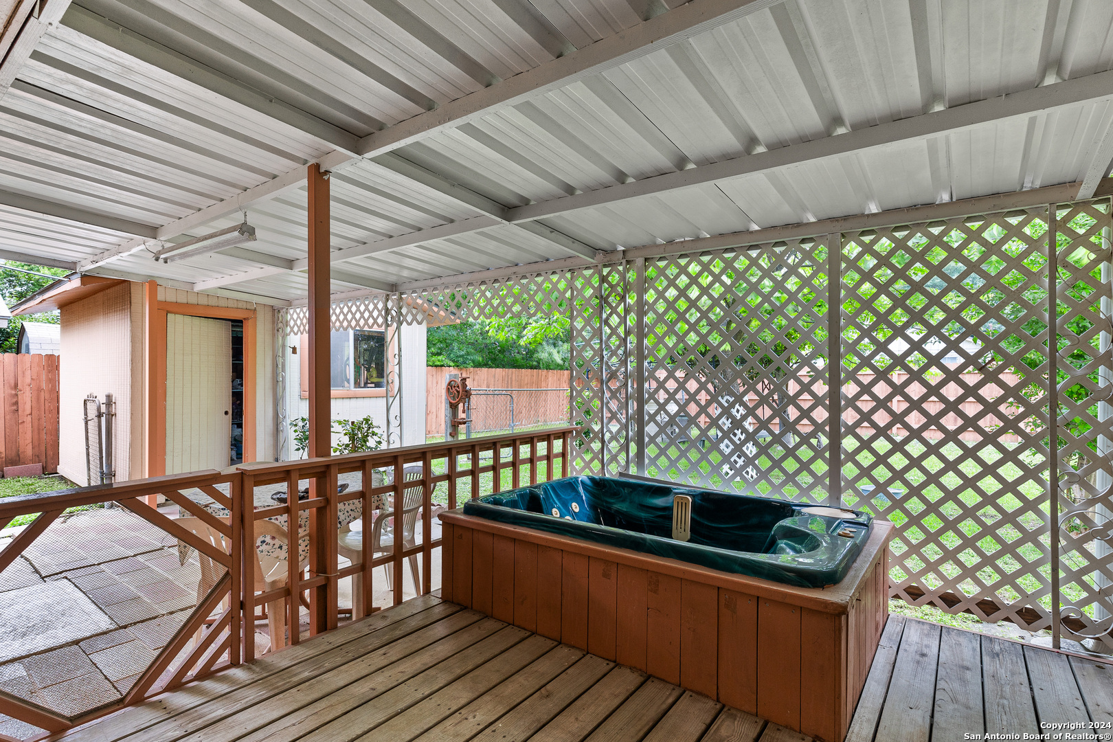 5211 Round Table,San Antonio, TX 78218