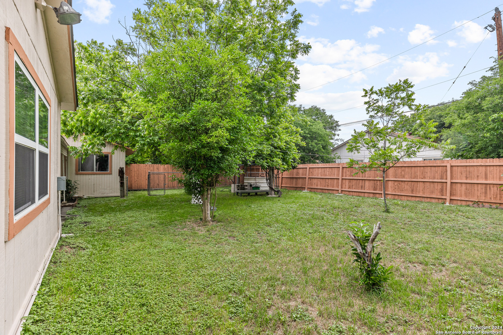 5211 Round Table,San Antonio, TX 78218