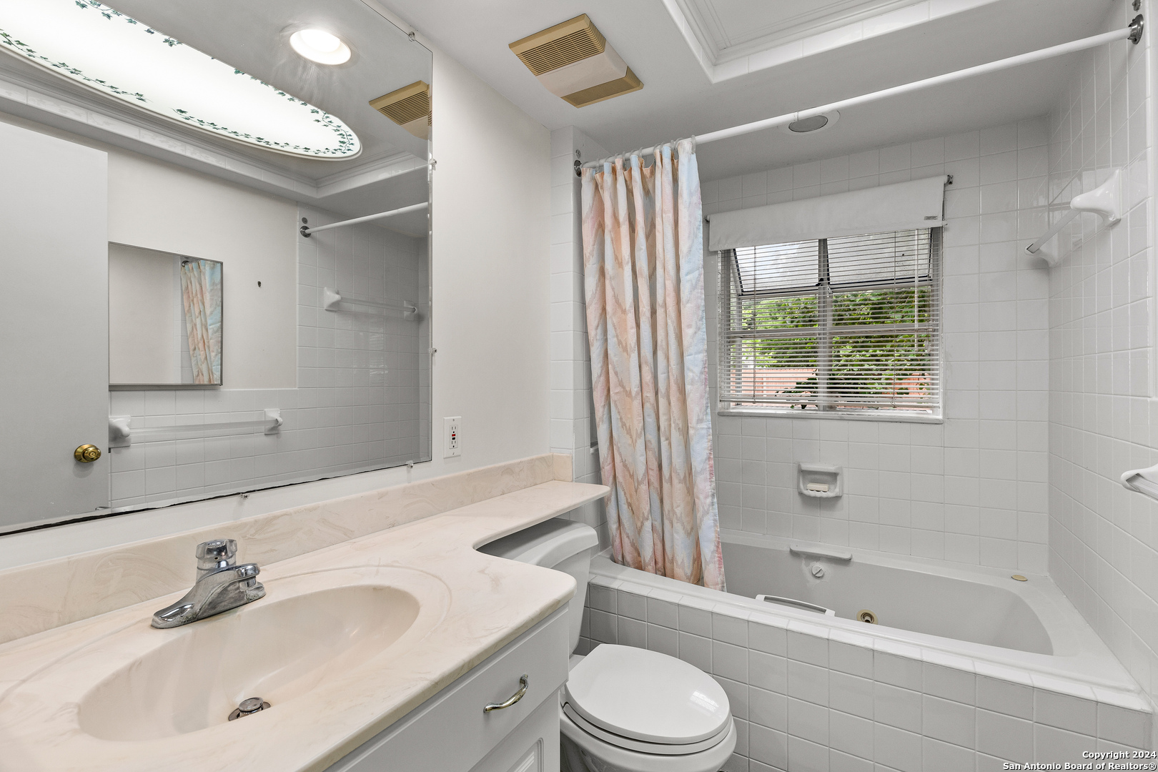 5211 Round Table,San Antonio, TX 78218
