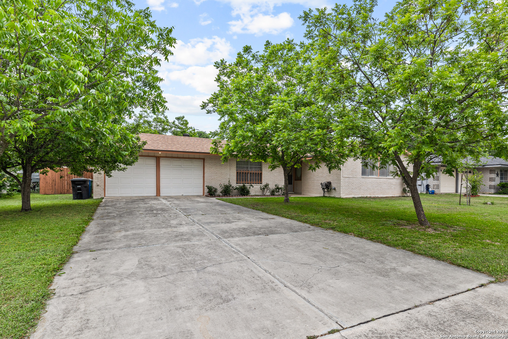 5211 Round Table,San Antonio, TX 78218