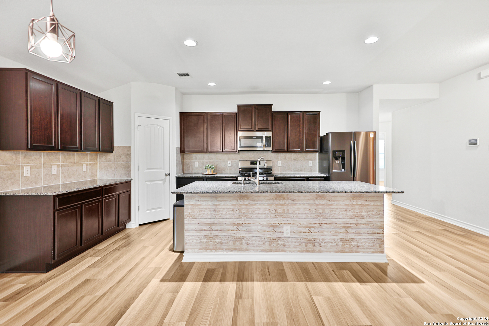 5935 Overture Dawn , San Antonio, TX, 78252-1815 | 1771105 | Realty Texas LLC