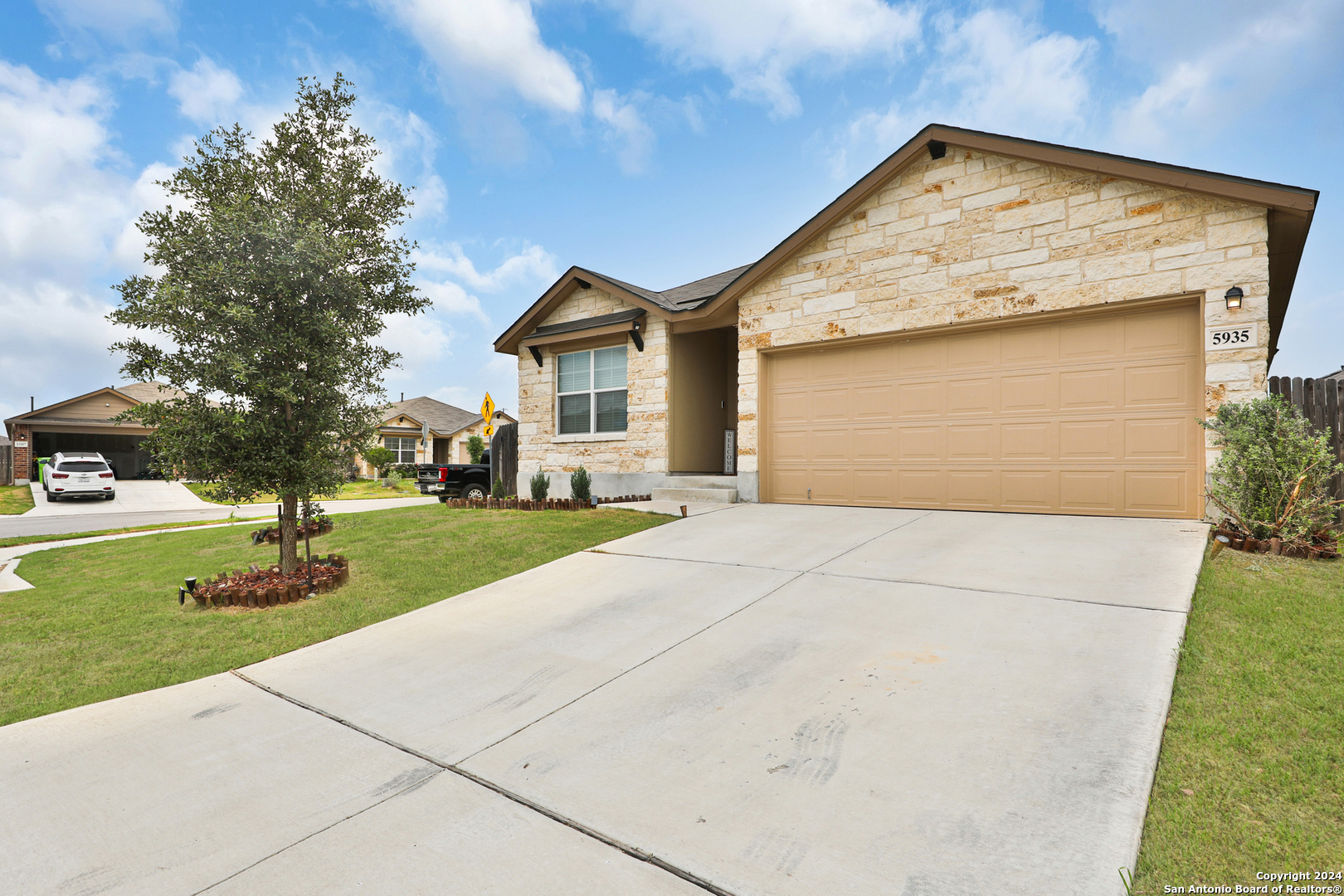 5935 Overture Dawn , San Antonio, TX, 78252-1815 | 1771105 | Realty Texas LLC