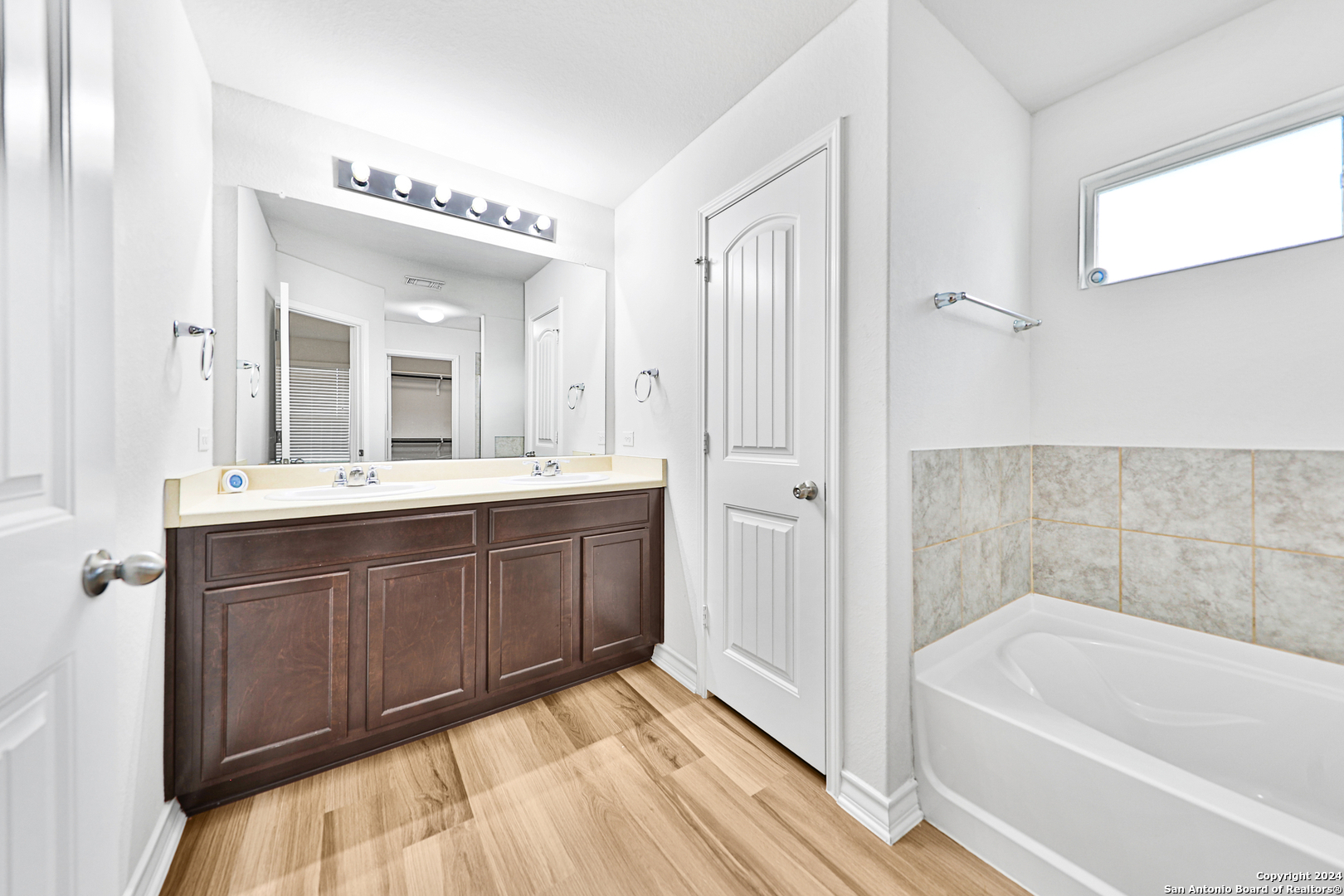 5935 Overture Dawn , San Antonio, TX, 78252-1815 | 1771105 | Realty Texas LLC