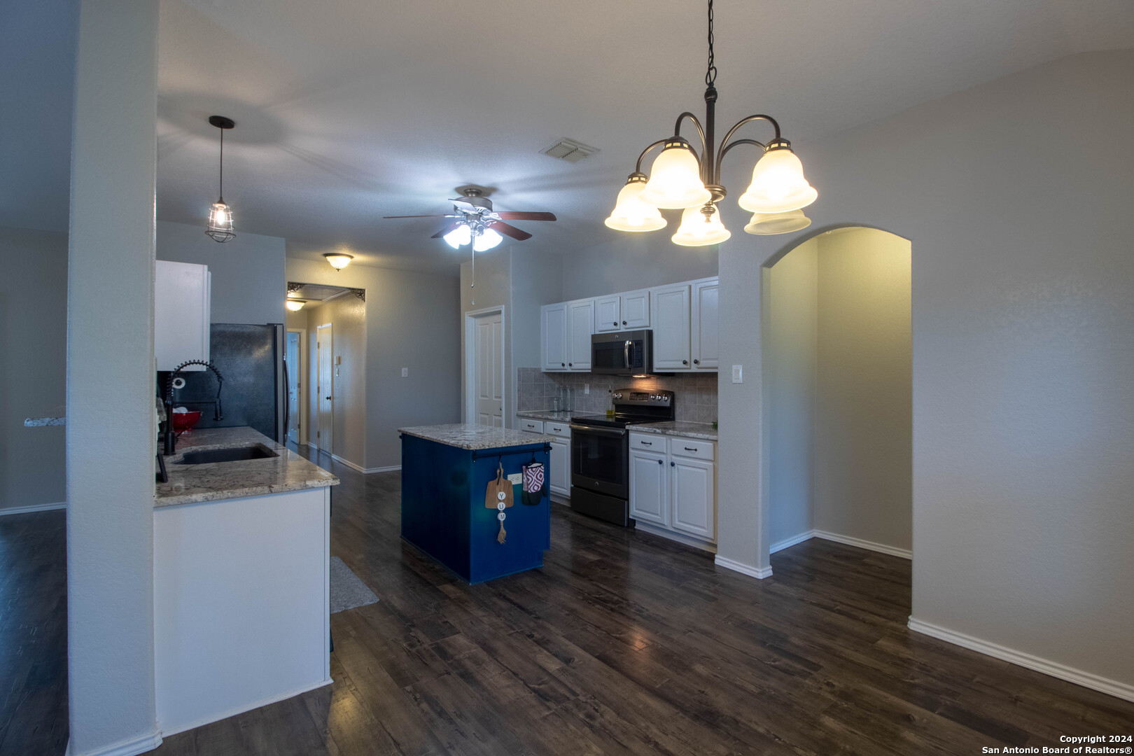 10807 Marot Fld , Helotes, TX, 78023 | 1769852 | Realty Texas LLC