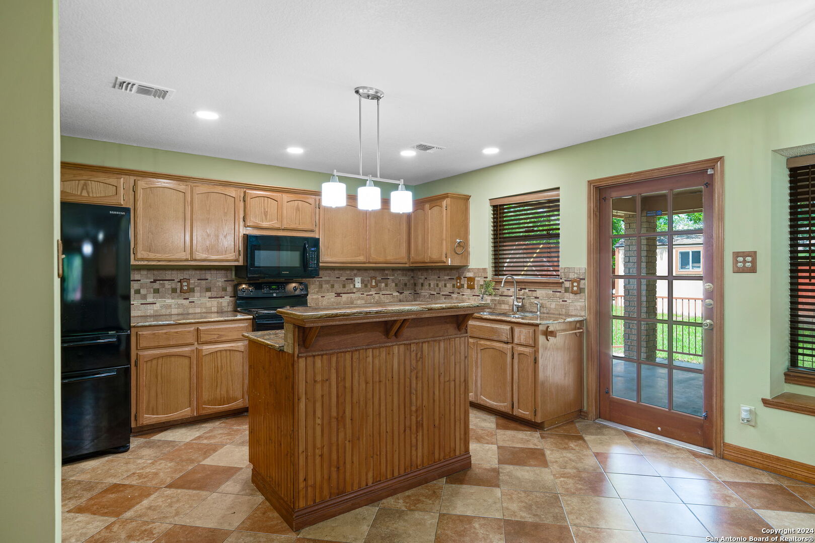 8419 Phoenix Ave , Selma, TX, 78154-3416 | 1771502 | Realty Texas LLC