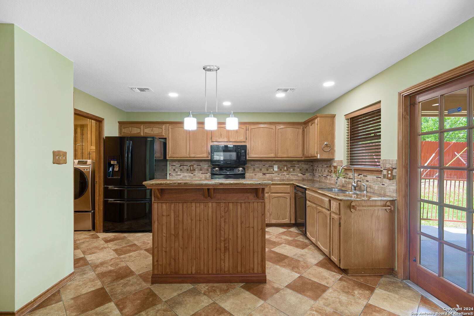 8419 Phoenix Ave , Selma, TX, 78154-3416 | 1771502 | Realty Texas LLC