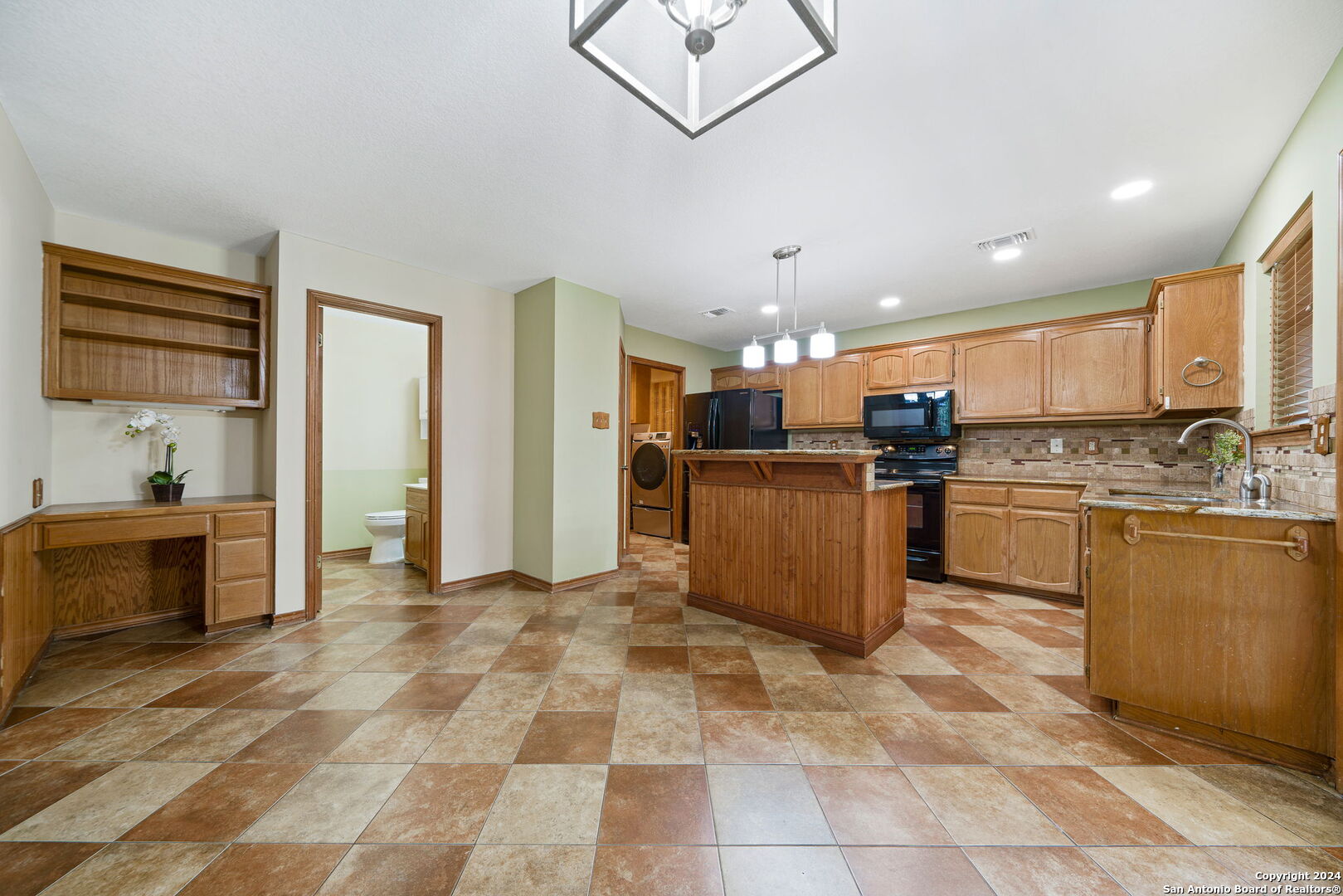 8419 Phoenix Ave , Selma, TX, 78154-3416 | 1771502 | Realty Texas LLC