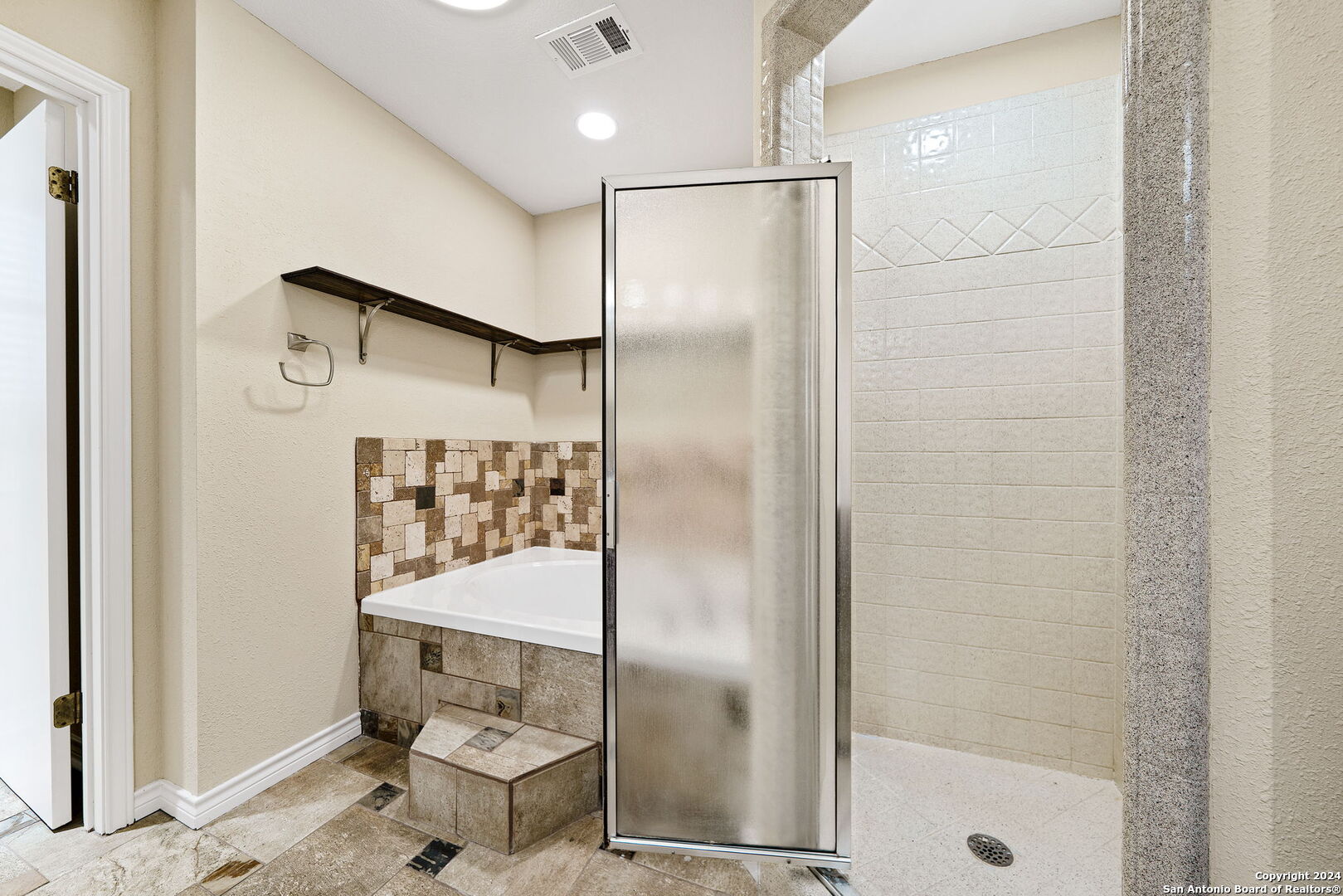 8419 Phoenix Ave , Selma, TX, 78154-3416 | 1771502 | Realty Texas LLC