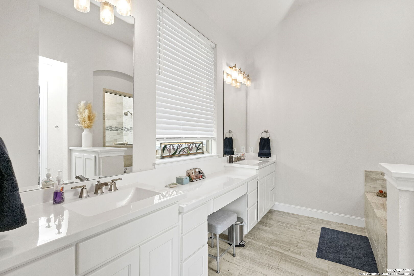 1411 Oaklawn Dr , New Braunfels, TX, 78132-4022 | 1771969 | Realty Texas LLC