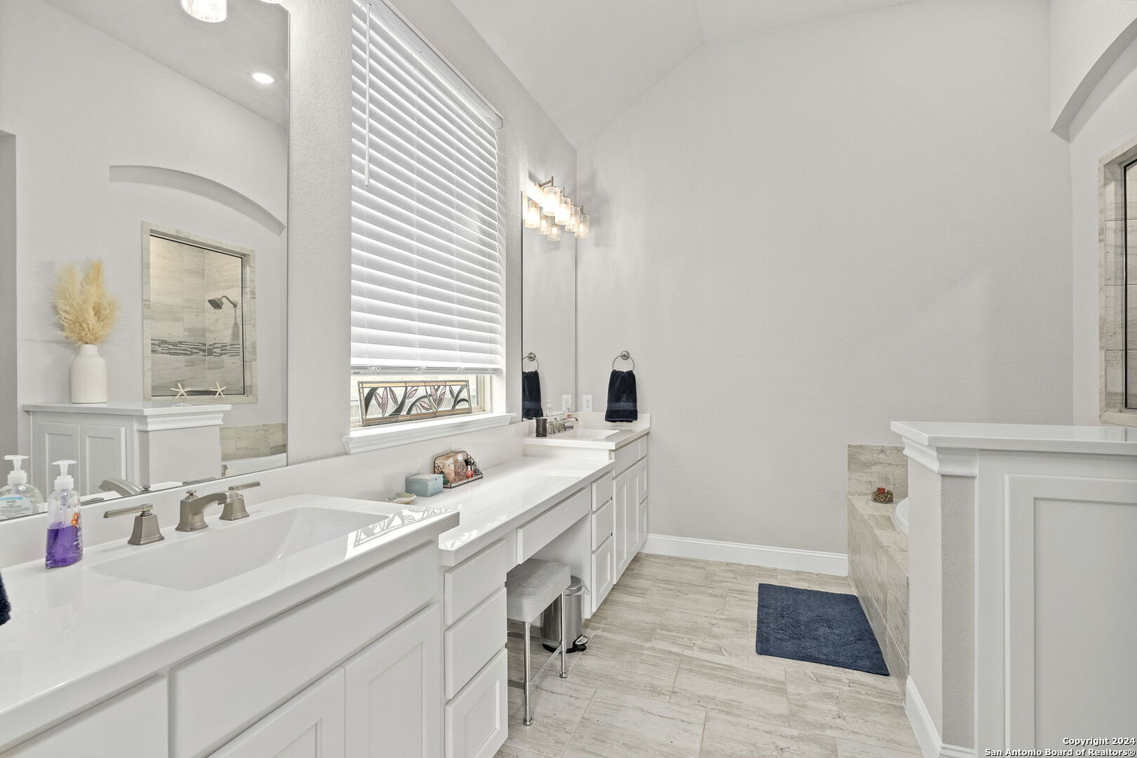 1411 Oaklawn Dr , New Braunfels, TX, 78132-4022 | 1771969 | Realty Texas LLC