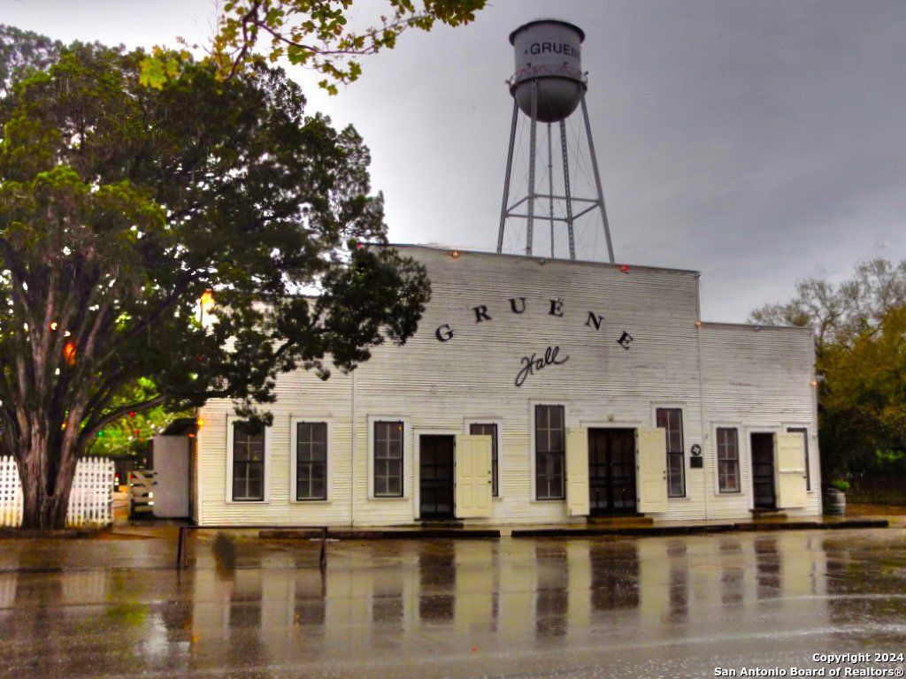 1411 Oaklawn Dr , New Braunfels, TX, 78132-4022 | 1771969 | Realty Texas LLC