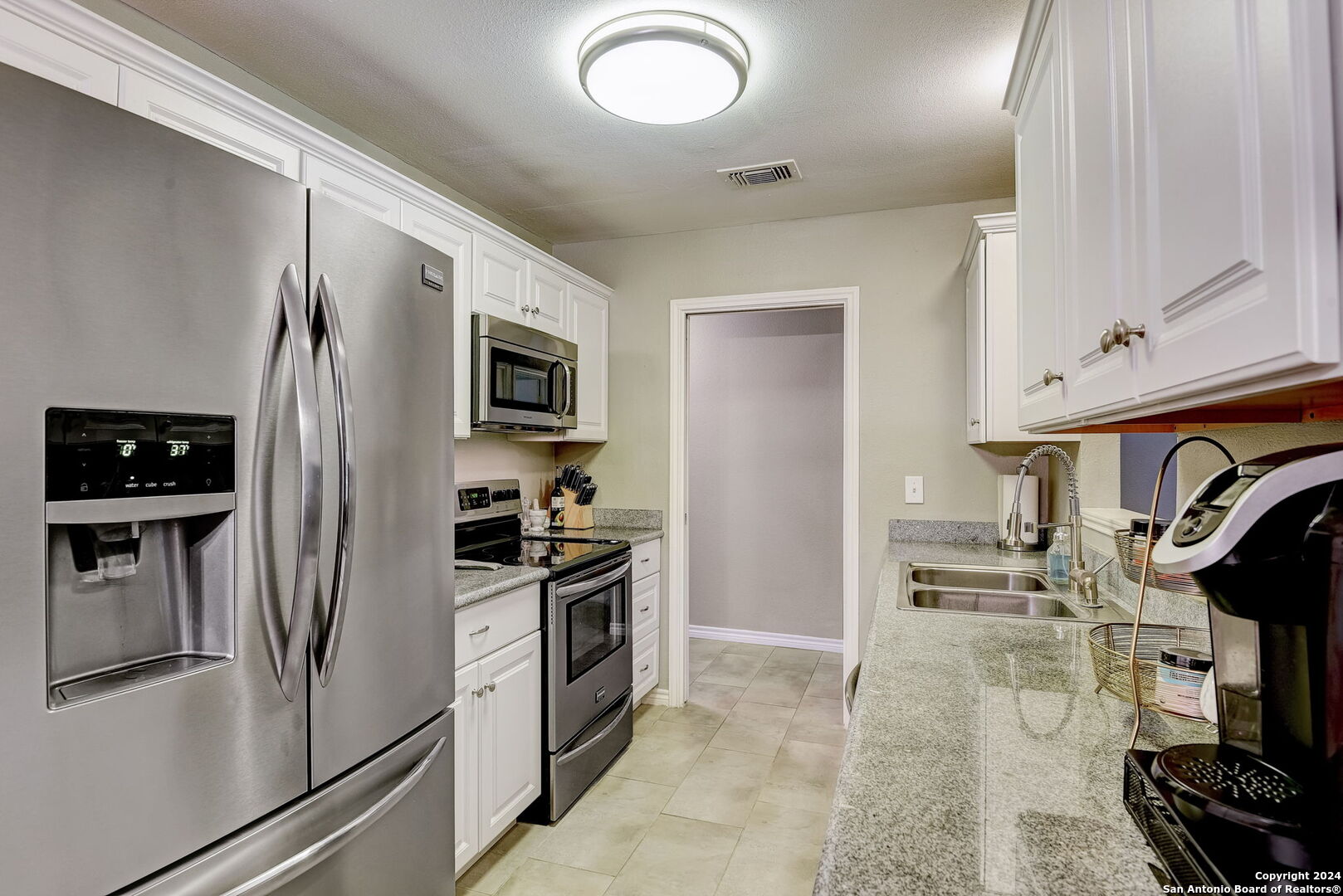 5642 Wood Climb St , San Antonio, TX, 78233 | 1773108 | Realty Texas LLC