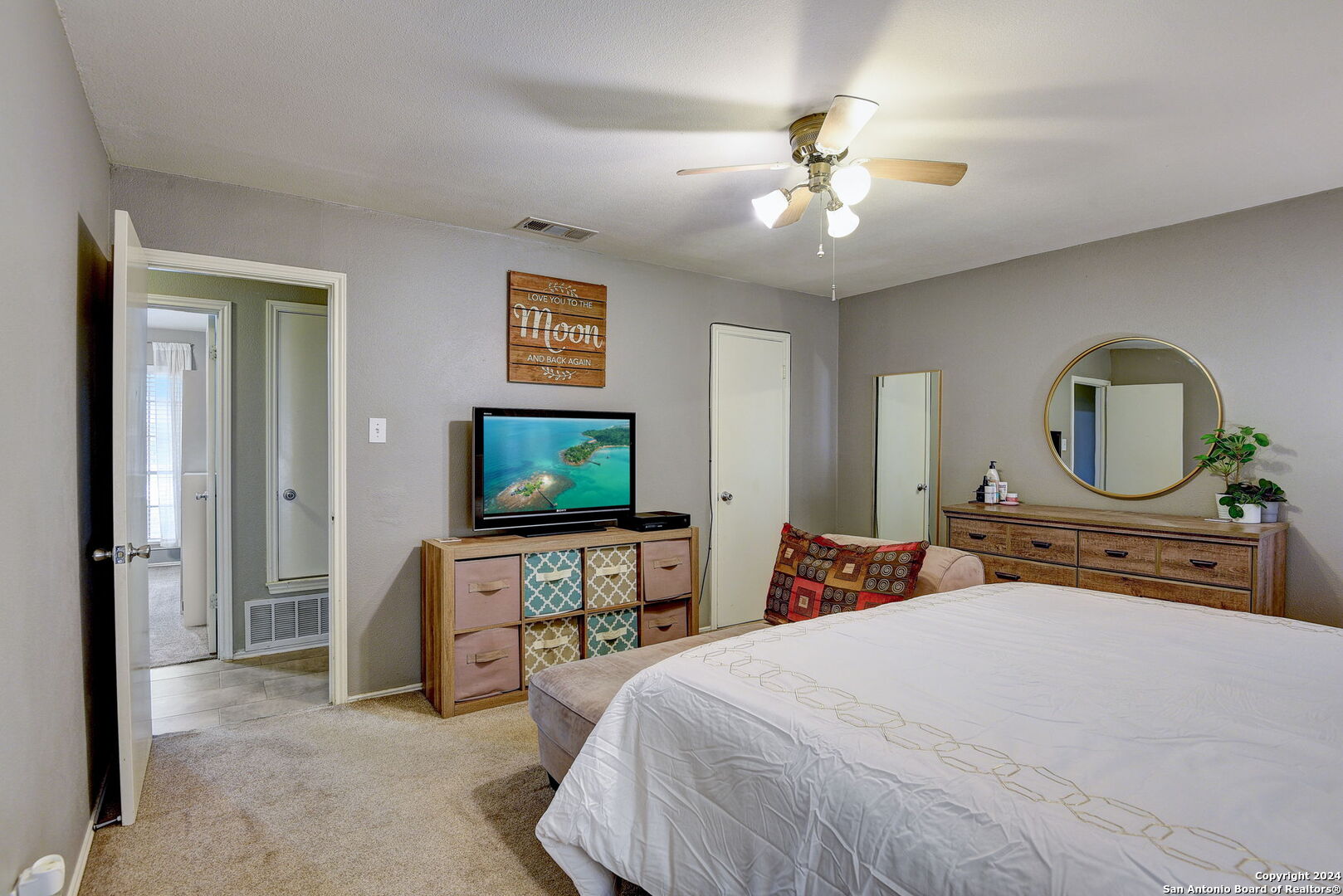 5642 Wood Climb St , San Antonio, TX, 78233 | 1773108 | Realty Texas LLC