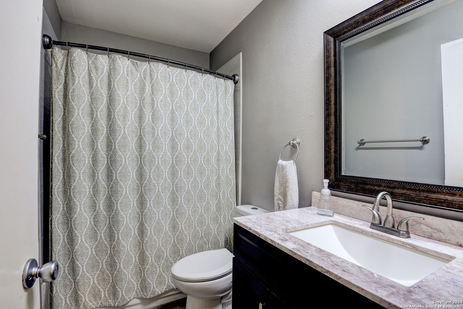 5642 Wood Climb St , San Antonio, TX, 78233 | 1773108 | Realty Texas LLC