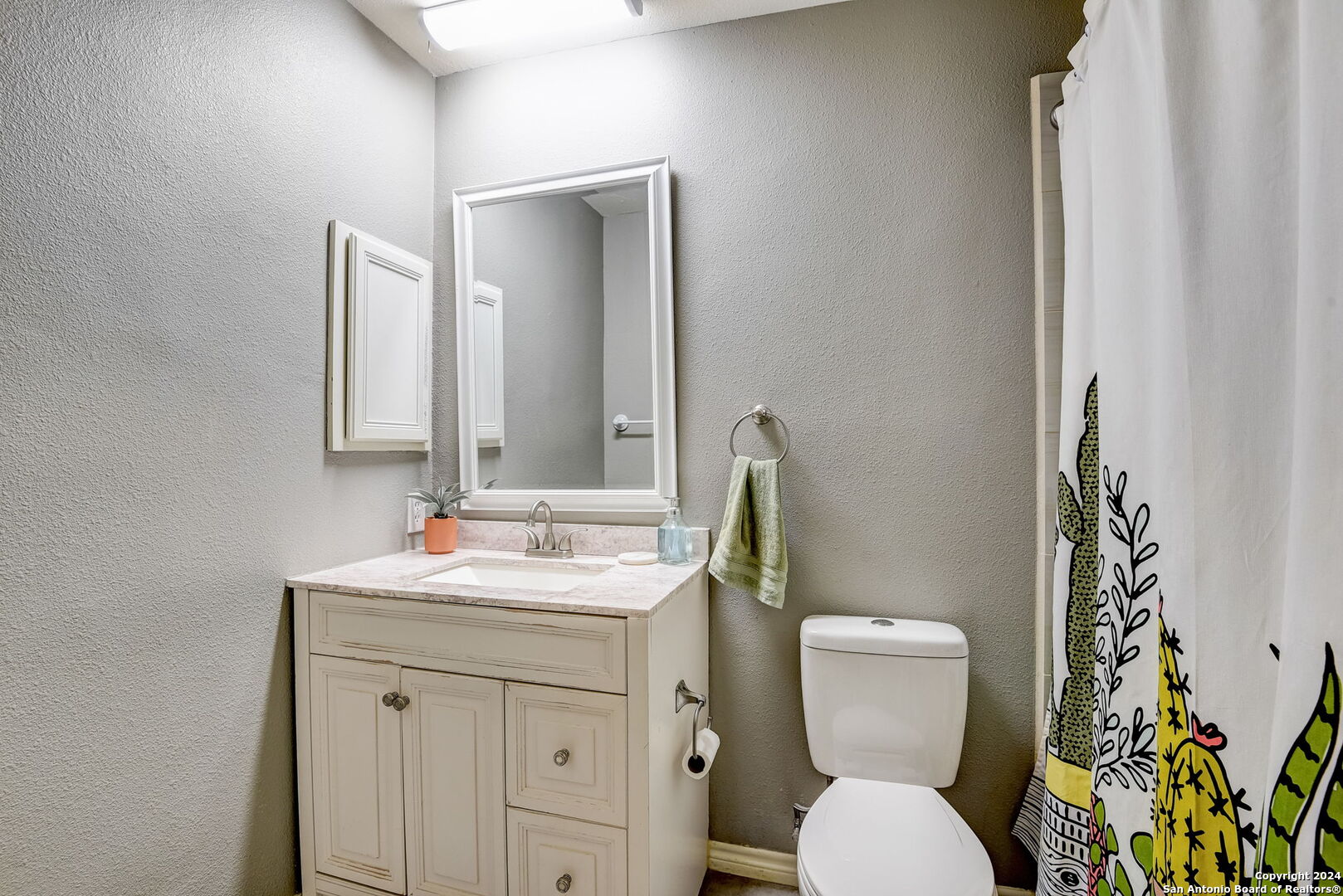 5642 Wood Climb St , San Antonio, TX, 78233 | 1773108 | Realty Texas LLC