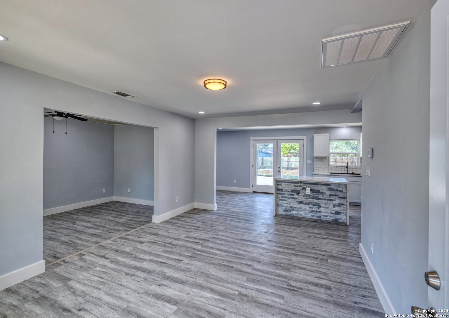 208 W Sabinal St , Uvalde, TX, 78801-3626 | 1774909 | Realty Texas LLC