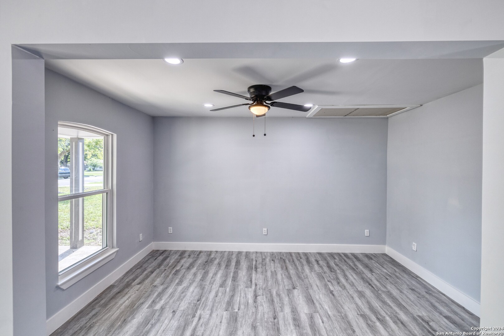 208 W Sabinal St , Uvalde, TX, 78801-3626 | 1774909 | Realty Texas LLC