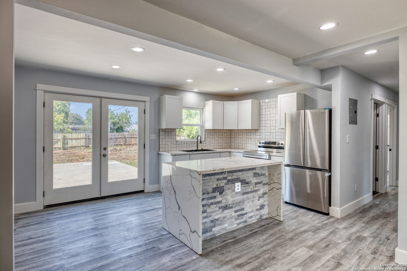 208 W Sabinal St , Uvalde, TX, 78801-3626 | 1774909 | Realty Texas LLC