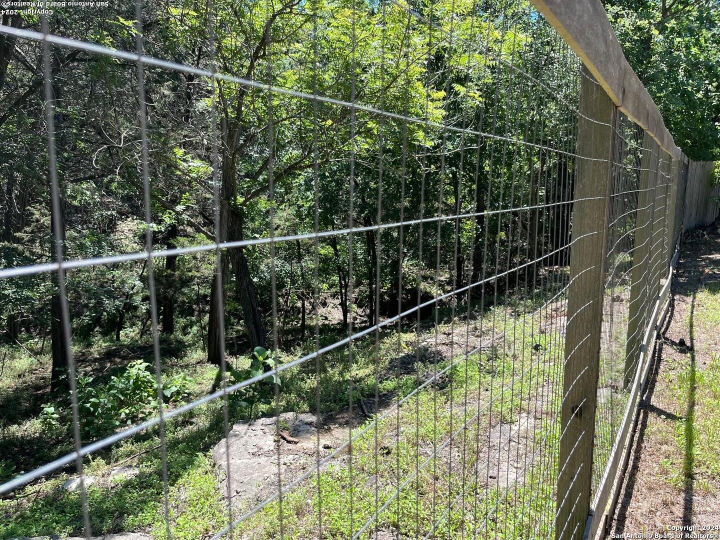 221 Doeskin Dr , Boerne, TX, 78006-8925 | 1775151 | Realty Texas LLC