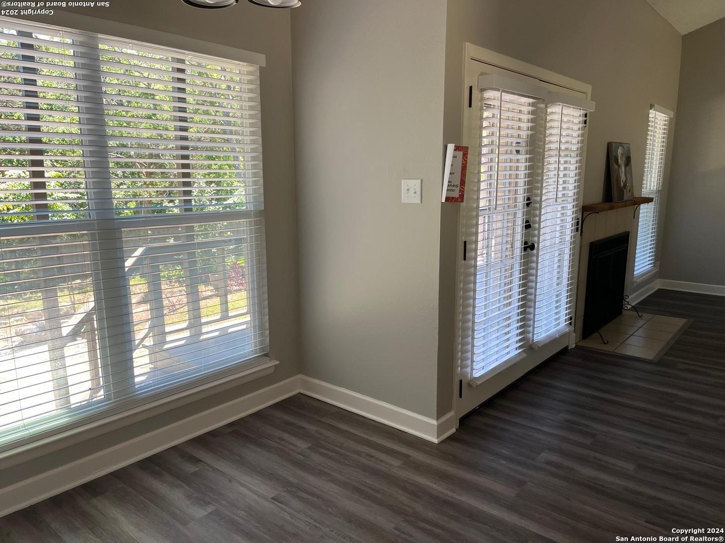 221 Doeskin Dr , Boerne, TX, 78006-8925 | 1775151 | Realty Texas LLC