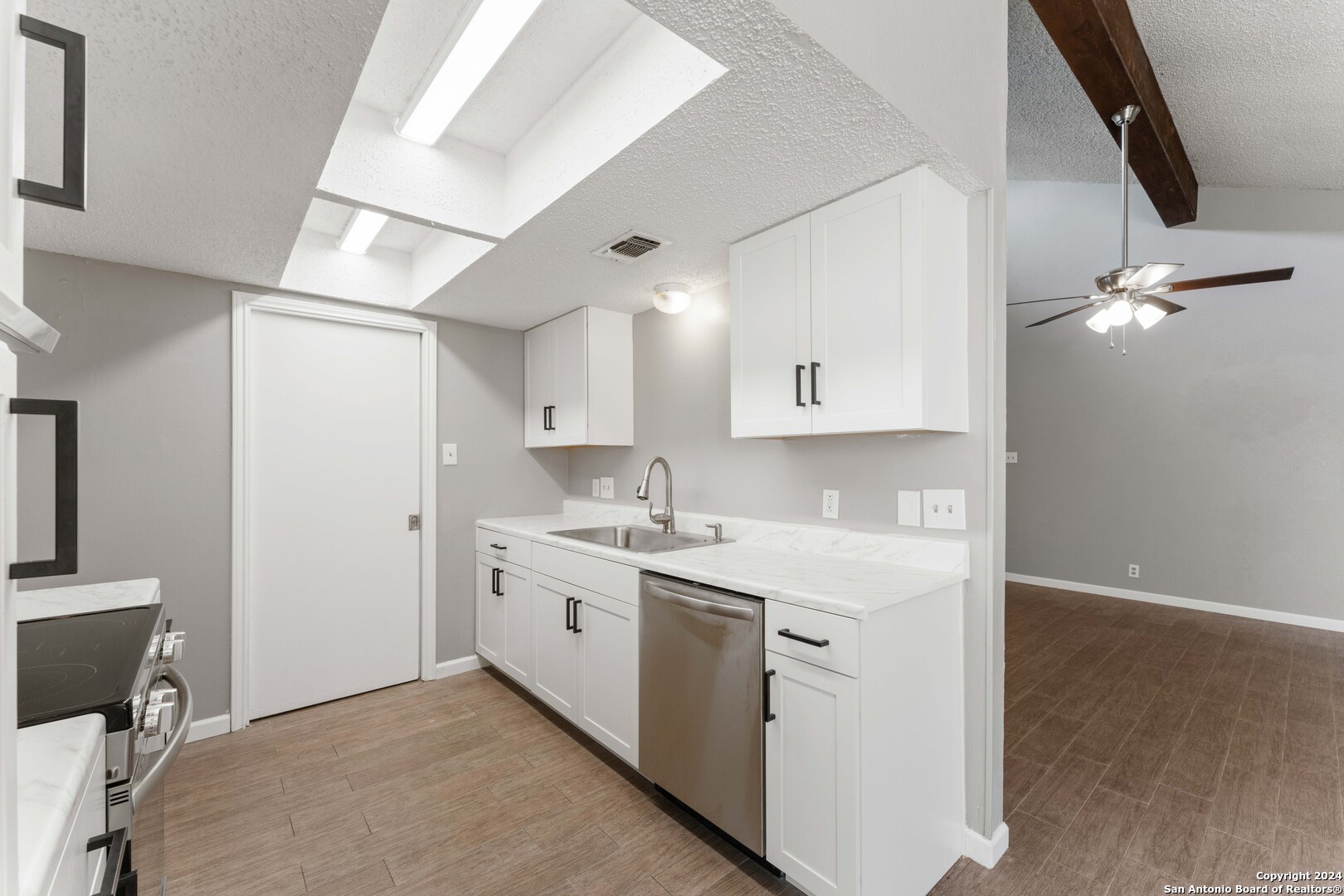 8119 Bobtail St , San Antonio, TX, 78250-4560 | 1775479 | Realty Texas LLC