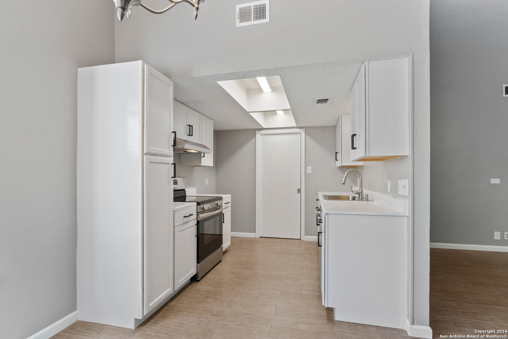 8119 Bobtail St , San Antonio, TX, 78250-4560 | 1775479 | Realty Texas LLC