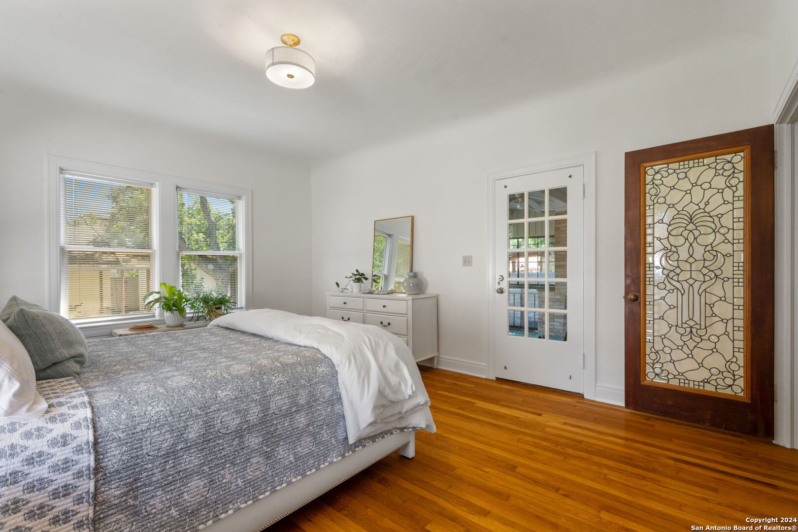 2118 W Kings Hwy , San Antonio, TX, 78201-4801 | 1775802 | Realty Texas LLC