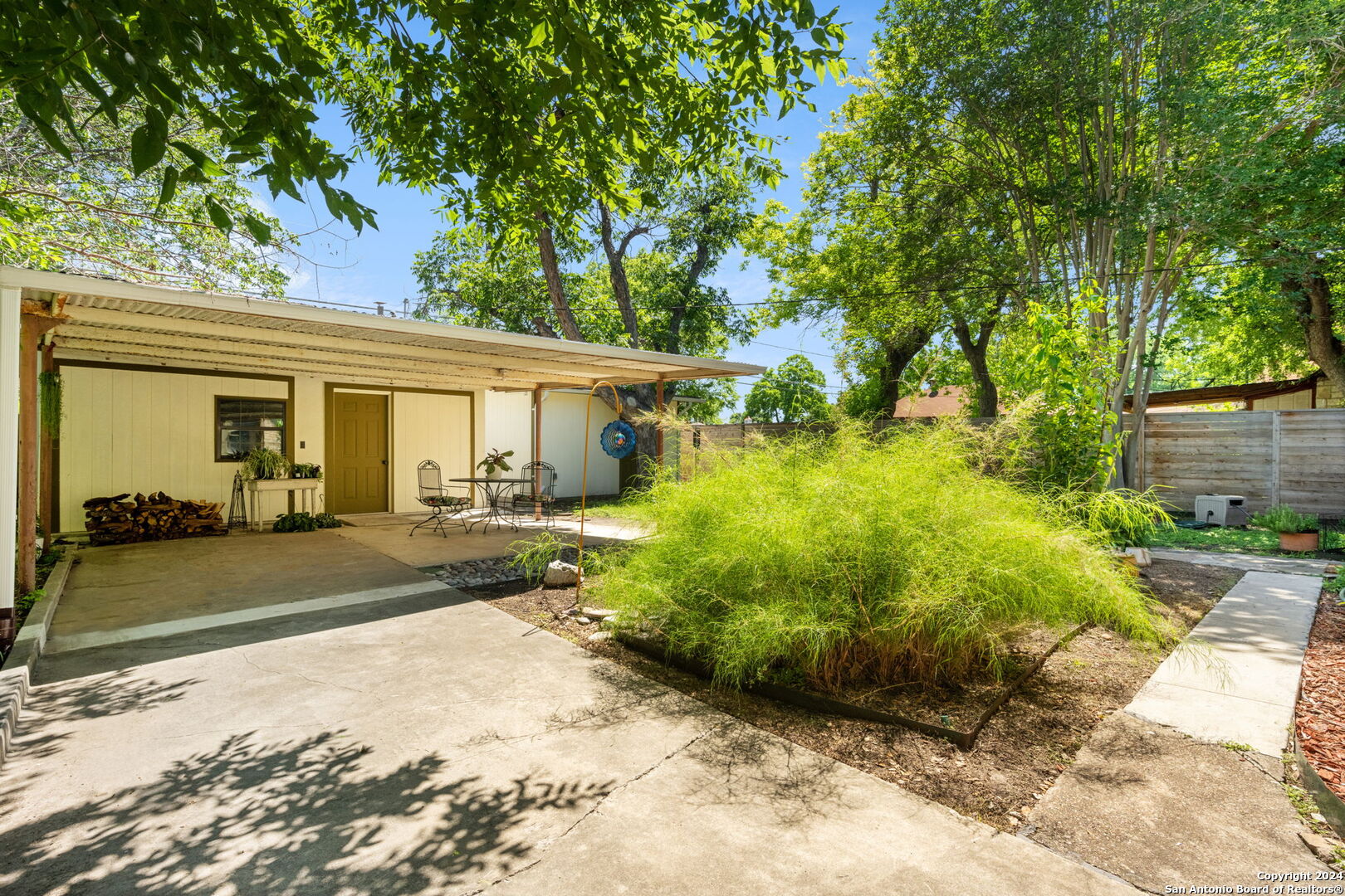 2118 W Kings Hwy , San Antonio, TX, 78201-4801 | 1775802 | Realty Texas LLC