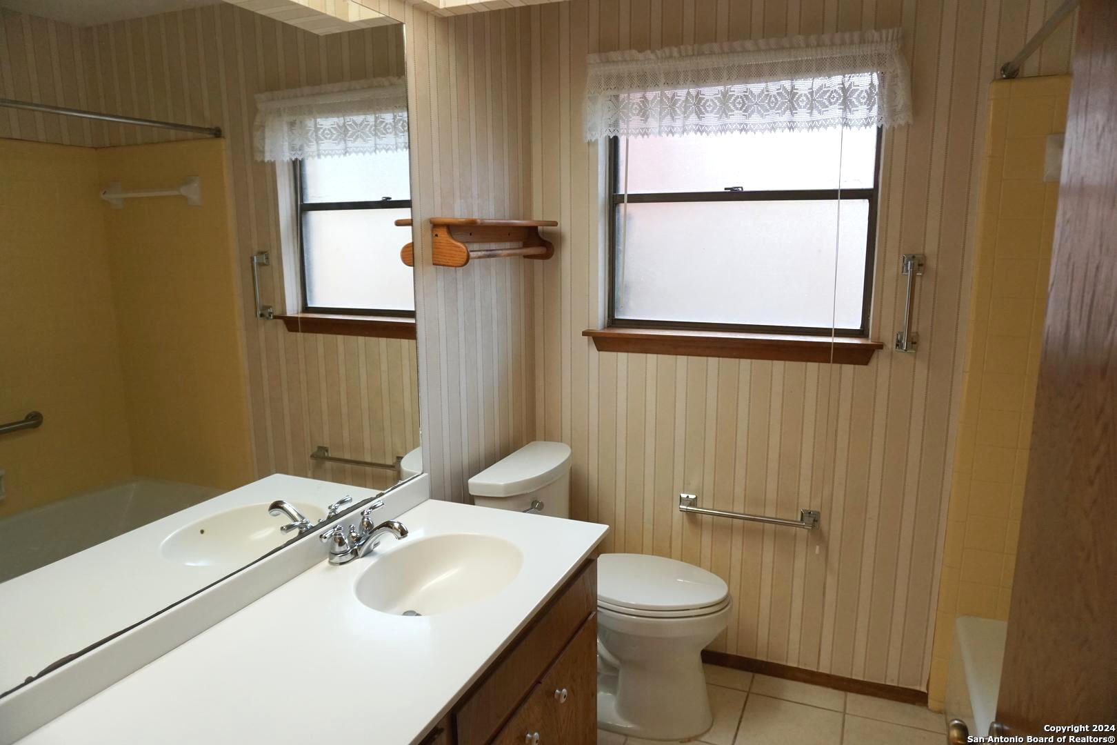 2810 Low Oak St , San Antonio, TX, 78232-1811 | 1776257 | Realty Texas LLC