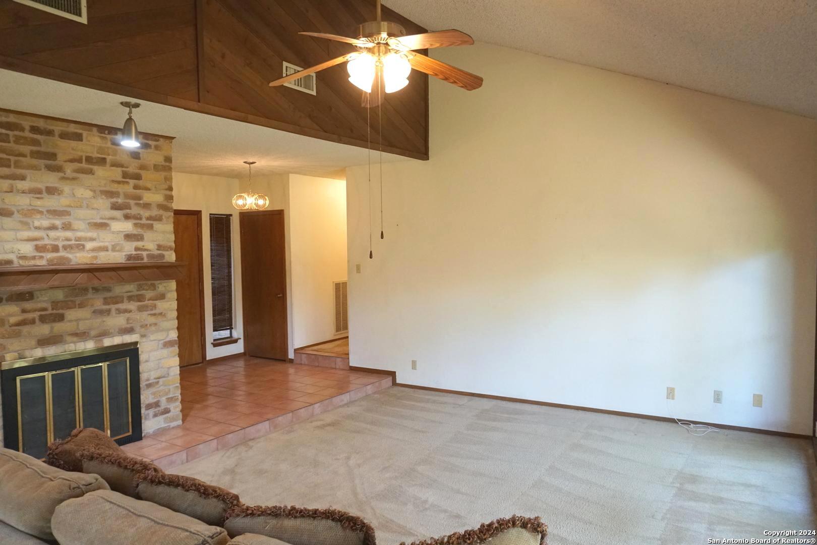 2810 Low Oak St , San Antonio, TX, 78232-1811 | 1776257 | Realty Texas LLC