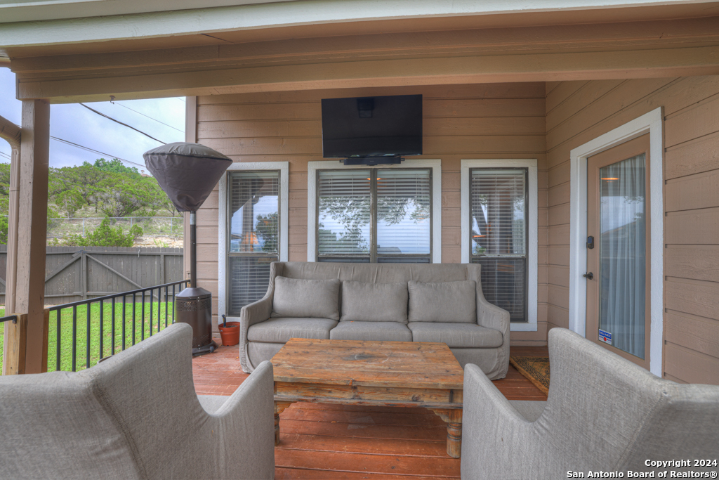 605 High Oaks , Canyon Lake, TX, 78133 | 1773682 | Realty Texas LLC